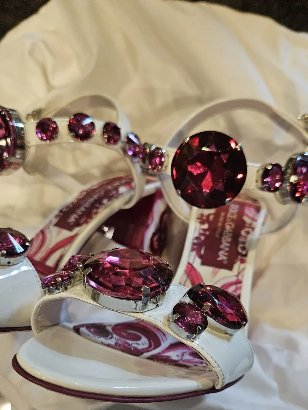 Dolce & Gabbana Size 38.5 (Size 8) White Sandals with Fuchsia Gem Accents